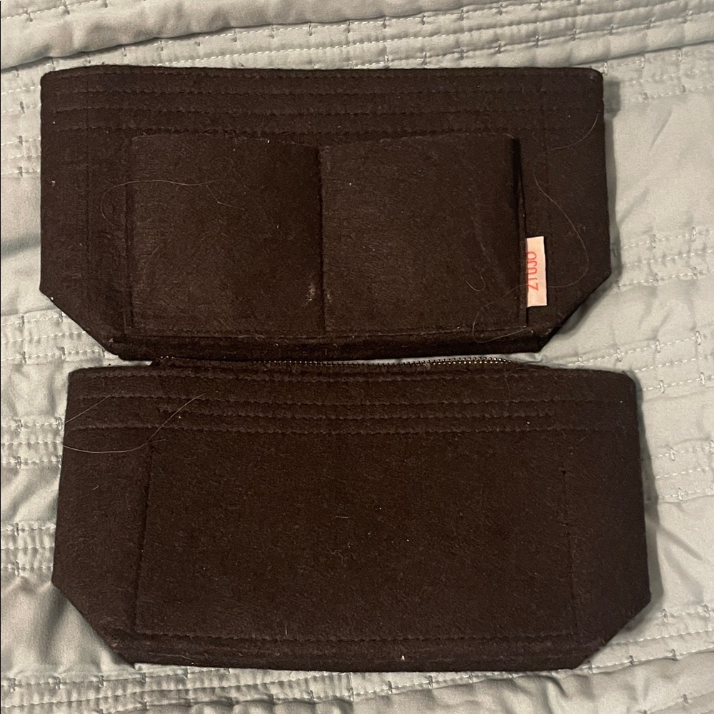 Black purse organizers!
